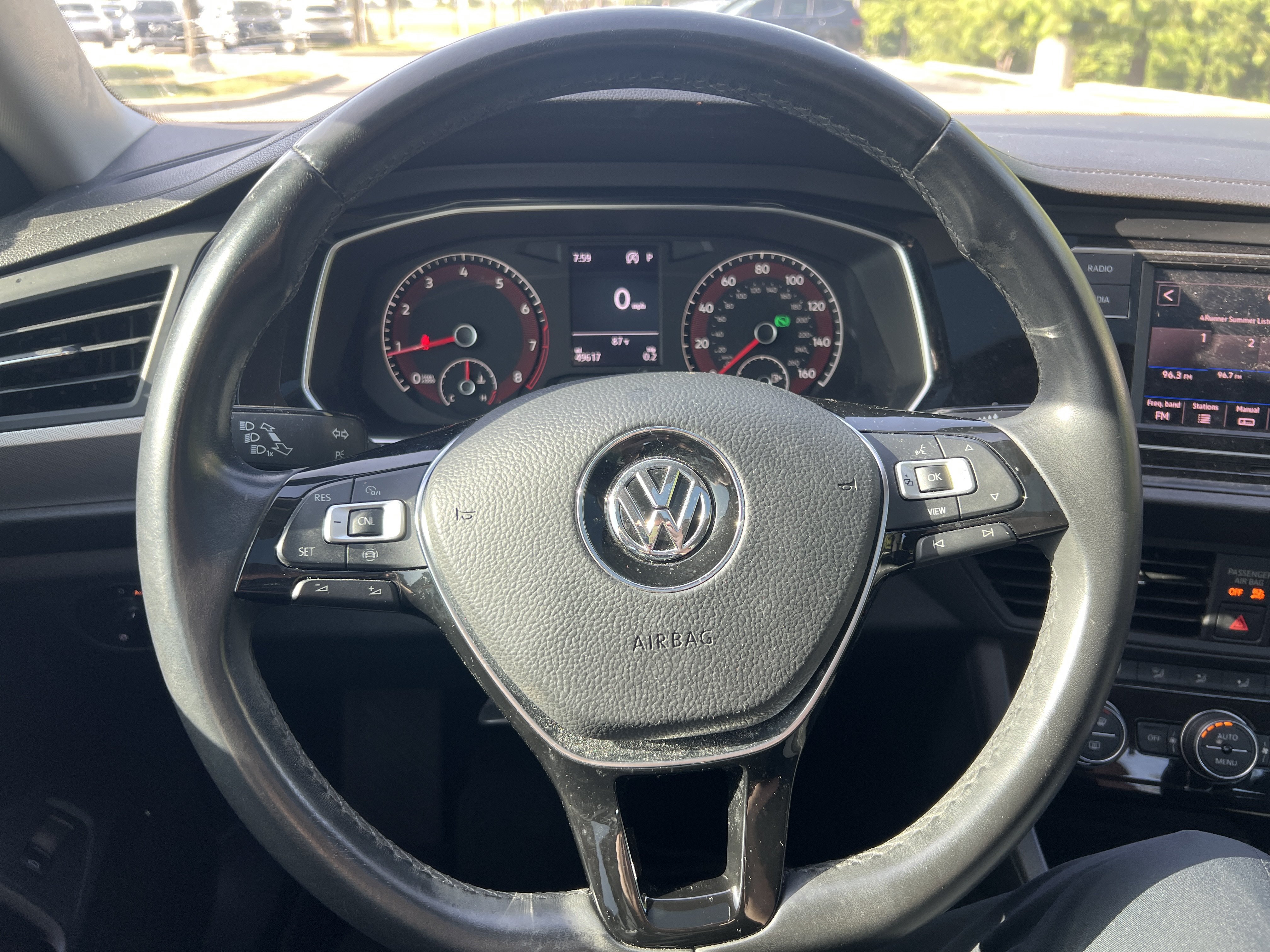 Used 2019 Volkswagen Jetta SE FWD image 15