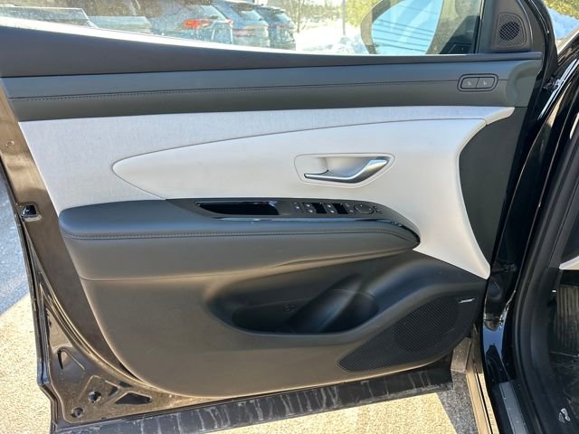 Certified 2025 Hyundai Tucson Limited image 13
