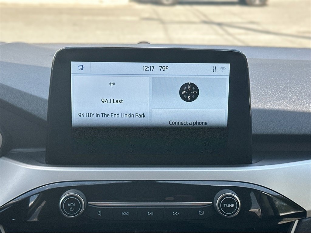 Used 2022 Ford Escape SE image 15