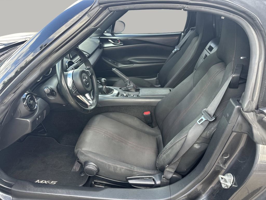 Used 2016 MAZDA MX-5 Miata Club RWD image 10