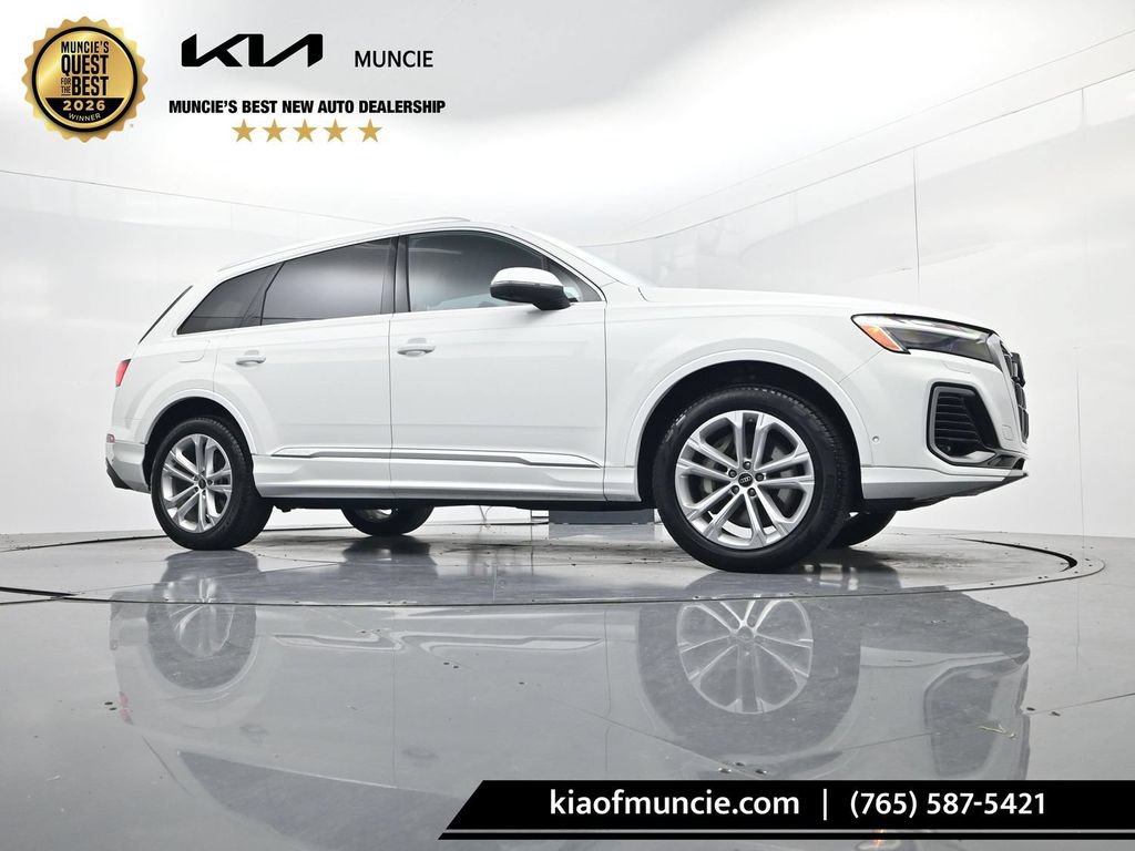 Used 2025 Audi Q7 3.0T Premium Plus AWD/4WD image 56