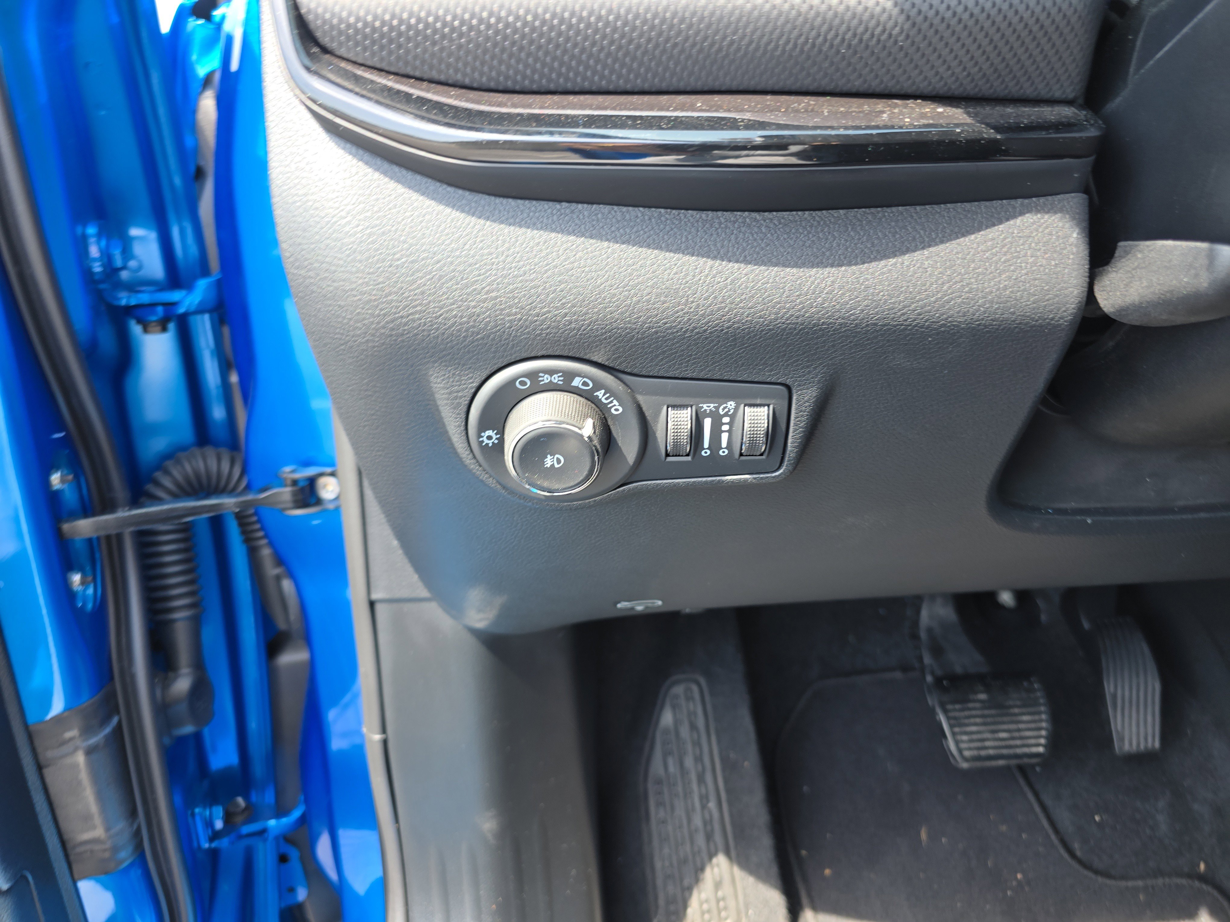 Used 2026 Jeep Compass Limited image 34