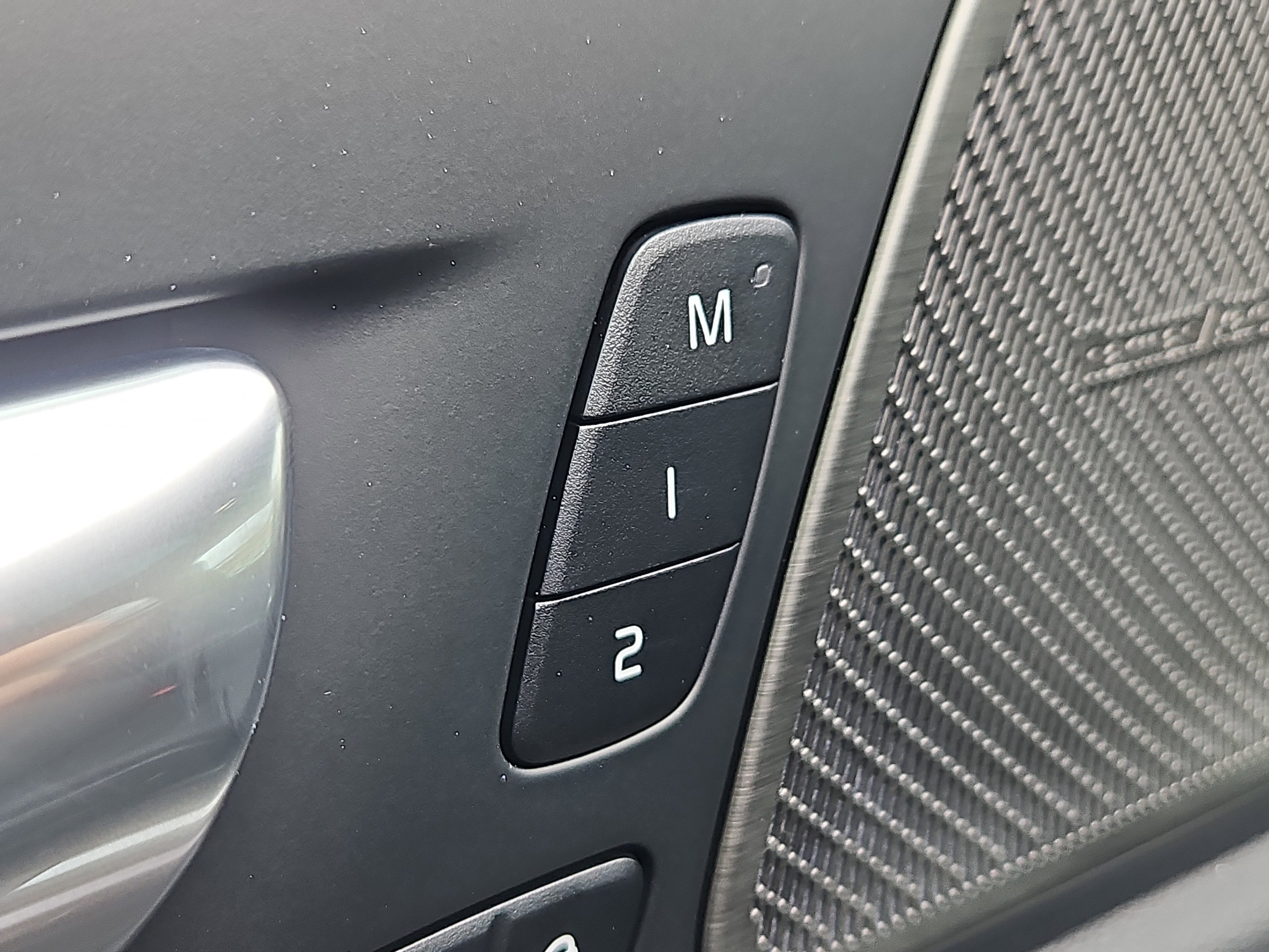 New 2026 Volvo XC60 B5 Plus w/ Protection Package Premier image 10