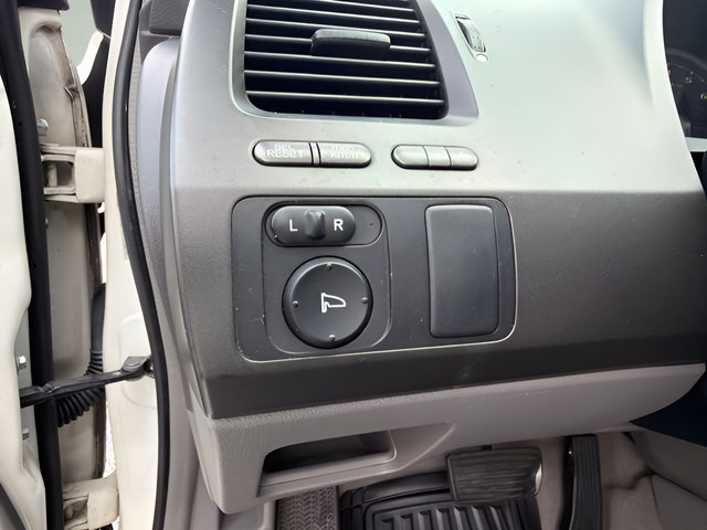 Used 2010 Honda Civic LX image 16