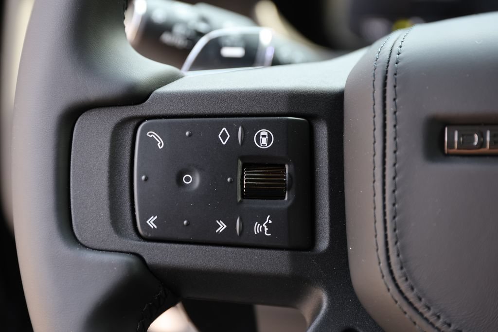 New 2026 Land Rover Defender 110 OCTA AWD/4WD image 22