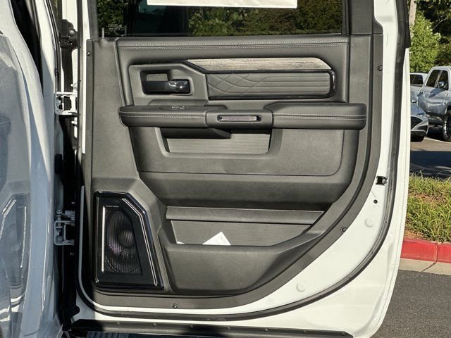 New 2026 RAM 2500 Limited image 15