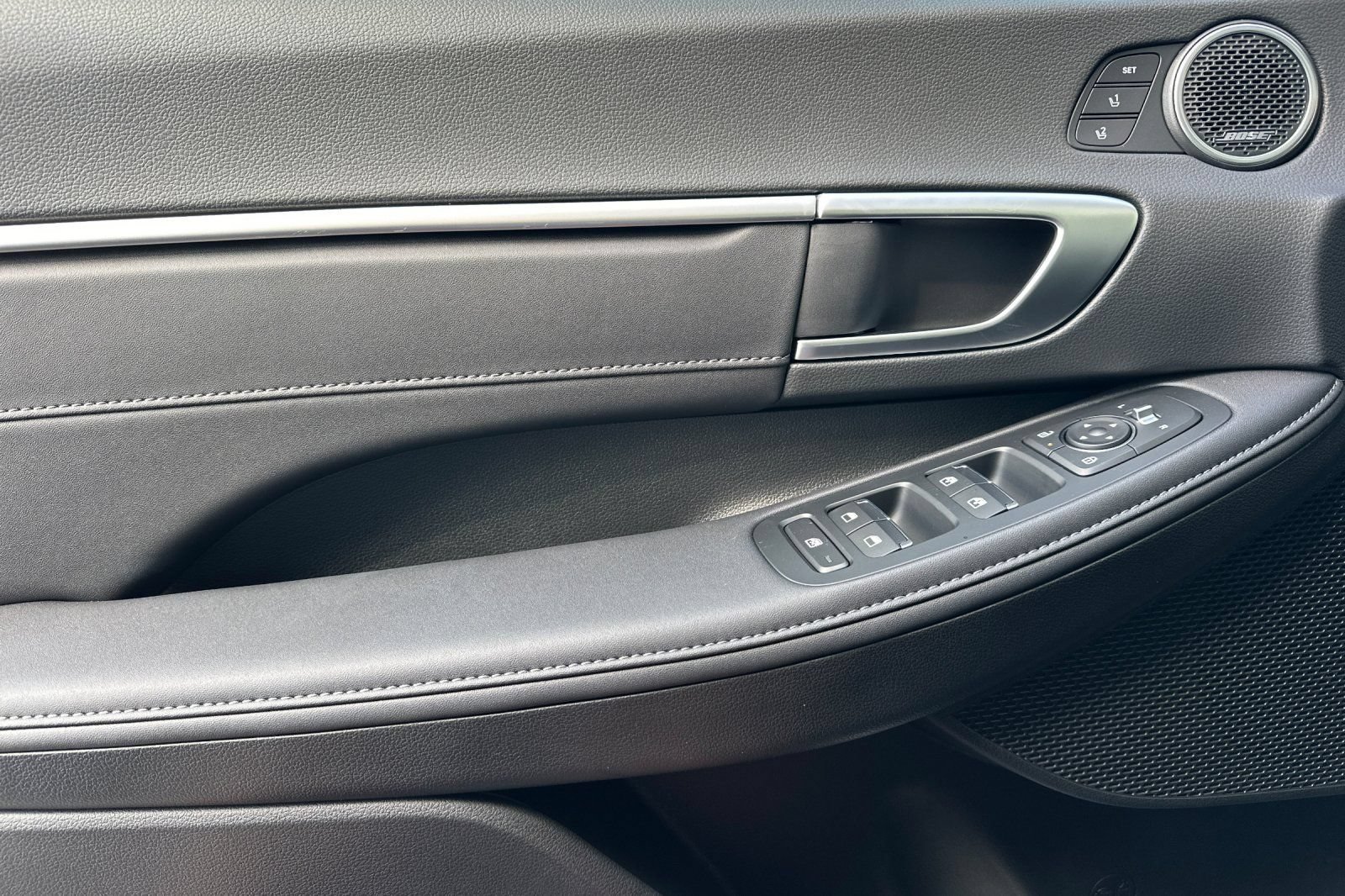 New 2026 Hyundai Sonata Limited FWD image 11