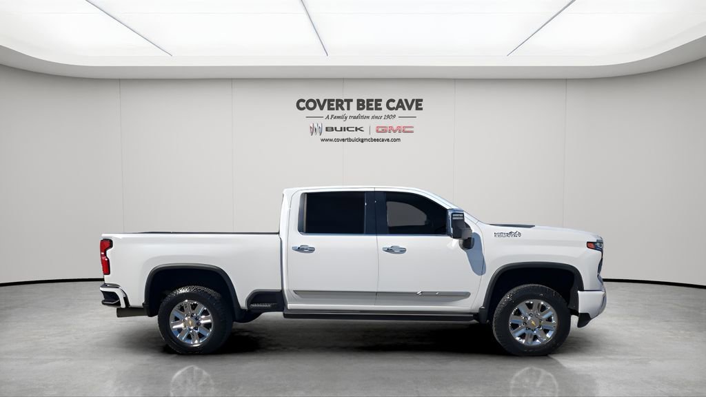 Used 2024 Chevrolet Silverado 2500 High Country w/ Technology Package image 11