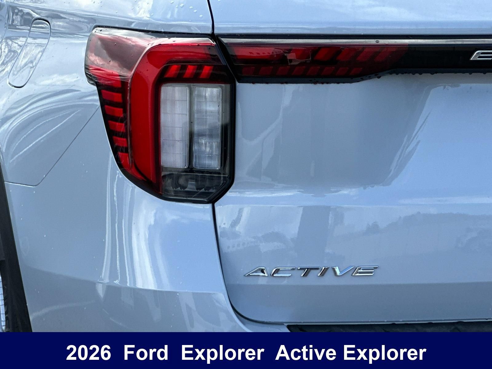 New 2026 Ford Explorer Active w/ Active Comfort Package RWD image 40