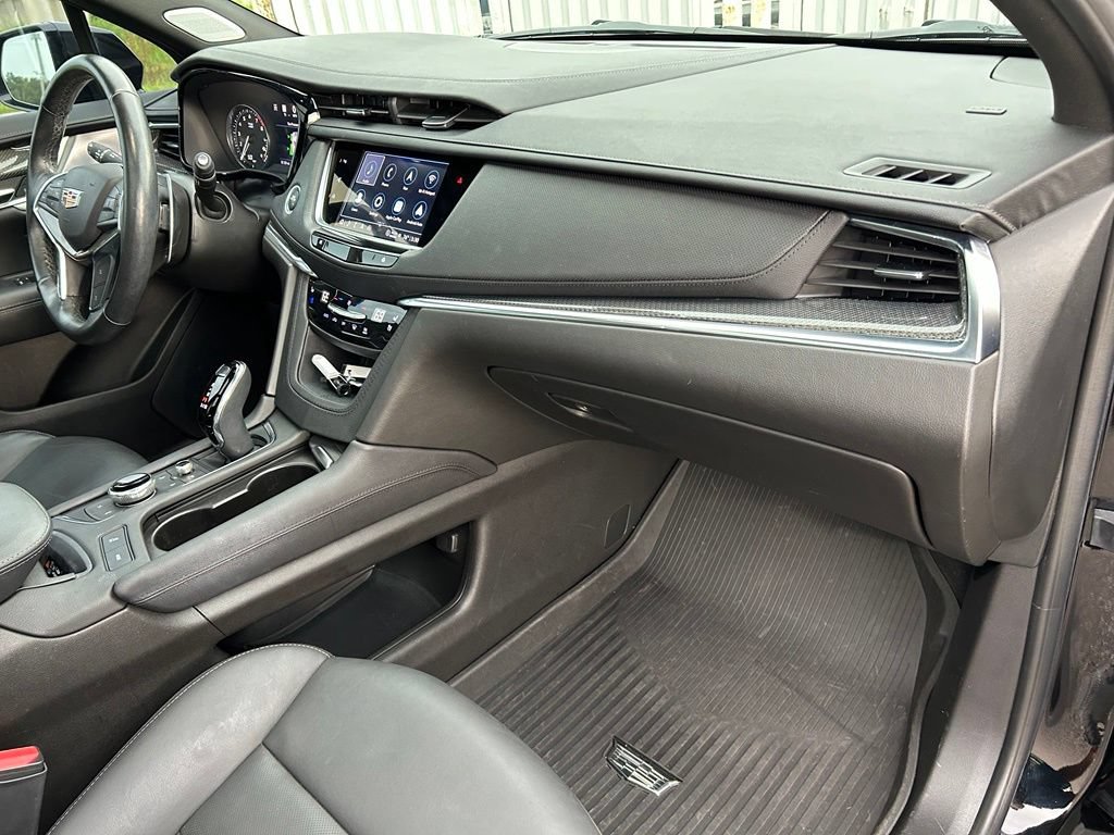 Used 2024 Cadillac XT5 Sportv w/ Technology Package AWD/4WD image 46