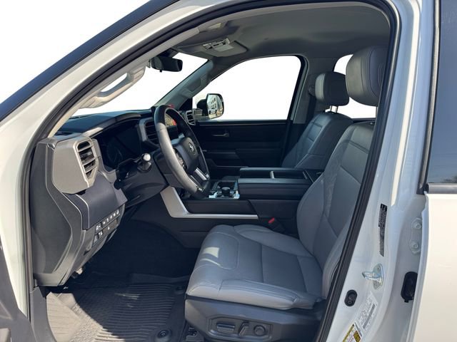 Used 2022 Toyota Tundra SR5 w/ Advanced Technology Package AWD/4WD image 10