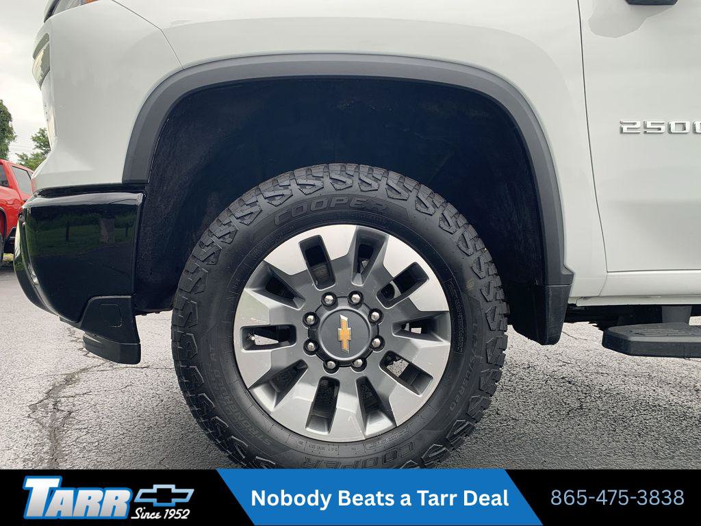 Used 2024 Chevrolet Silverado 2500 Custom w/ Custom Value Package AWD/4WD image 18