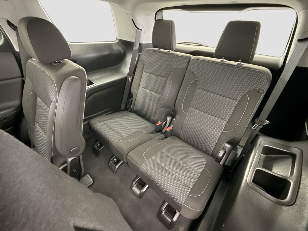 Used 2023 GMC Acadia SLE w/ Elevation Edition FWD image 21