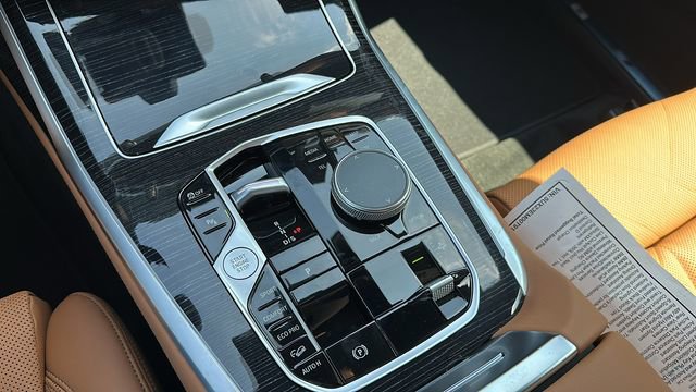 New 2026 BMW X7 xDrive40i w/ M Sport Package image 19