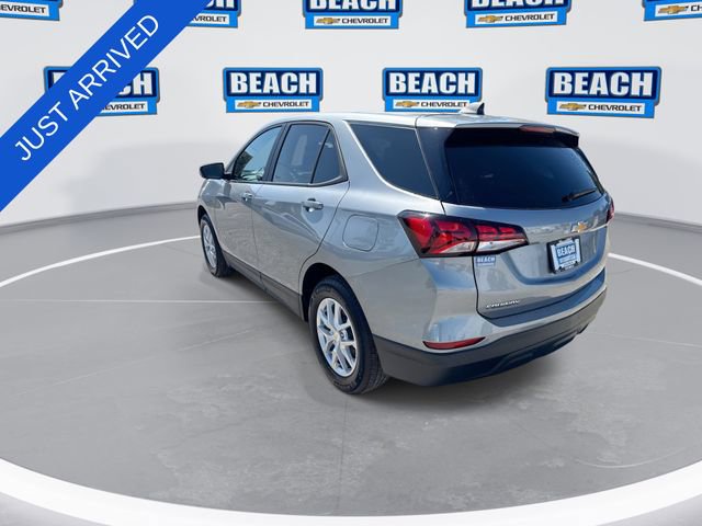 Used 2024 Chevrolet Equinox LS w/ LS Convenience Package image 6