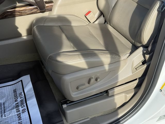 Used 2019 GMC Yukon SLT w/ Premium Edition RWD image 13