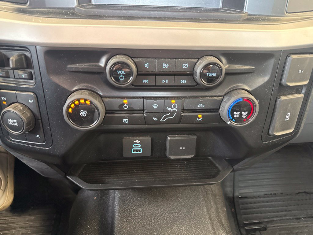 Used 2024 Ford F250 XL AWD/4WD image 21