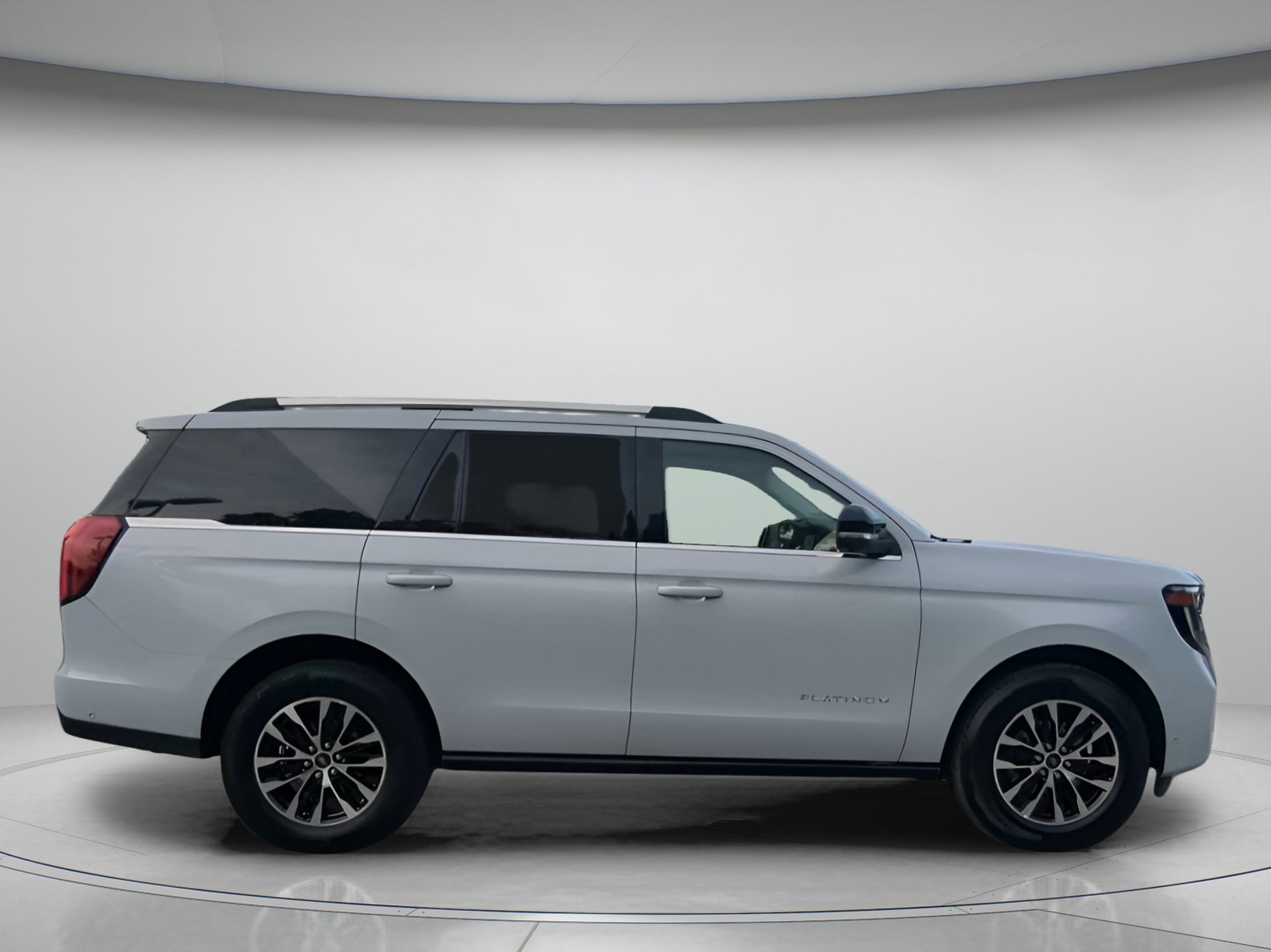 Certified 2025 Ford Expedition Platinum AWD/4WD image 32