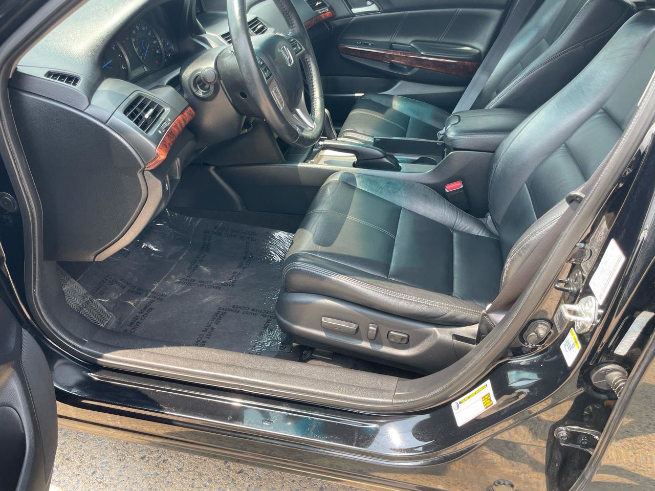 Used 2010 Honda Crosstour EX-L image 32