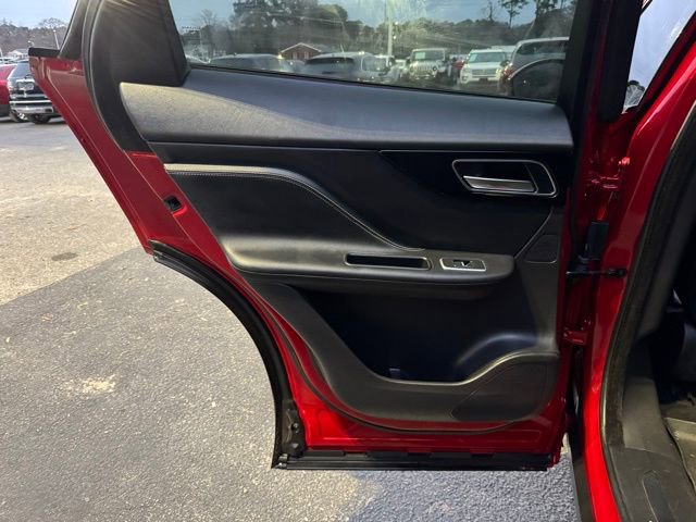 Used 2019 Jaguar F-PACE S image 15