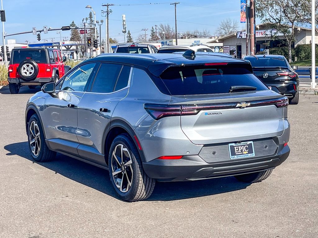 New 2026 Chevrolet Equinox EV LT image 2