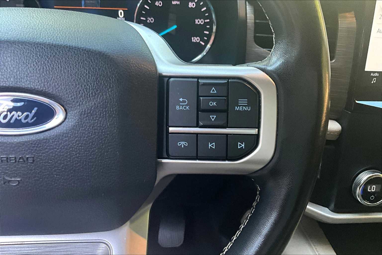 Used 2023 Ford Expedition Limited image 47