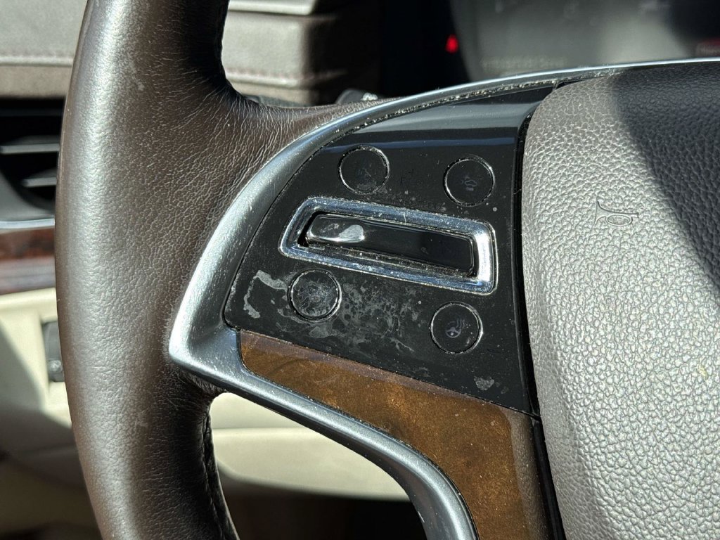 Used 2015 Cadillac Escalade Premium AWD/4WD image 14