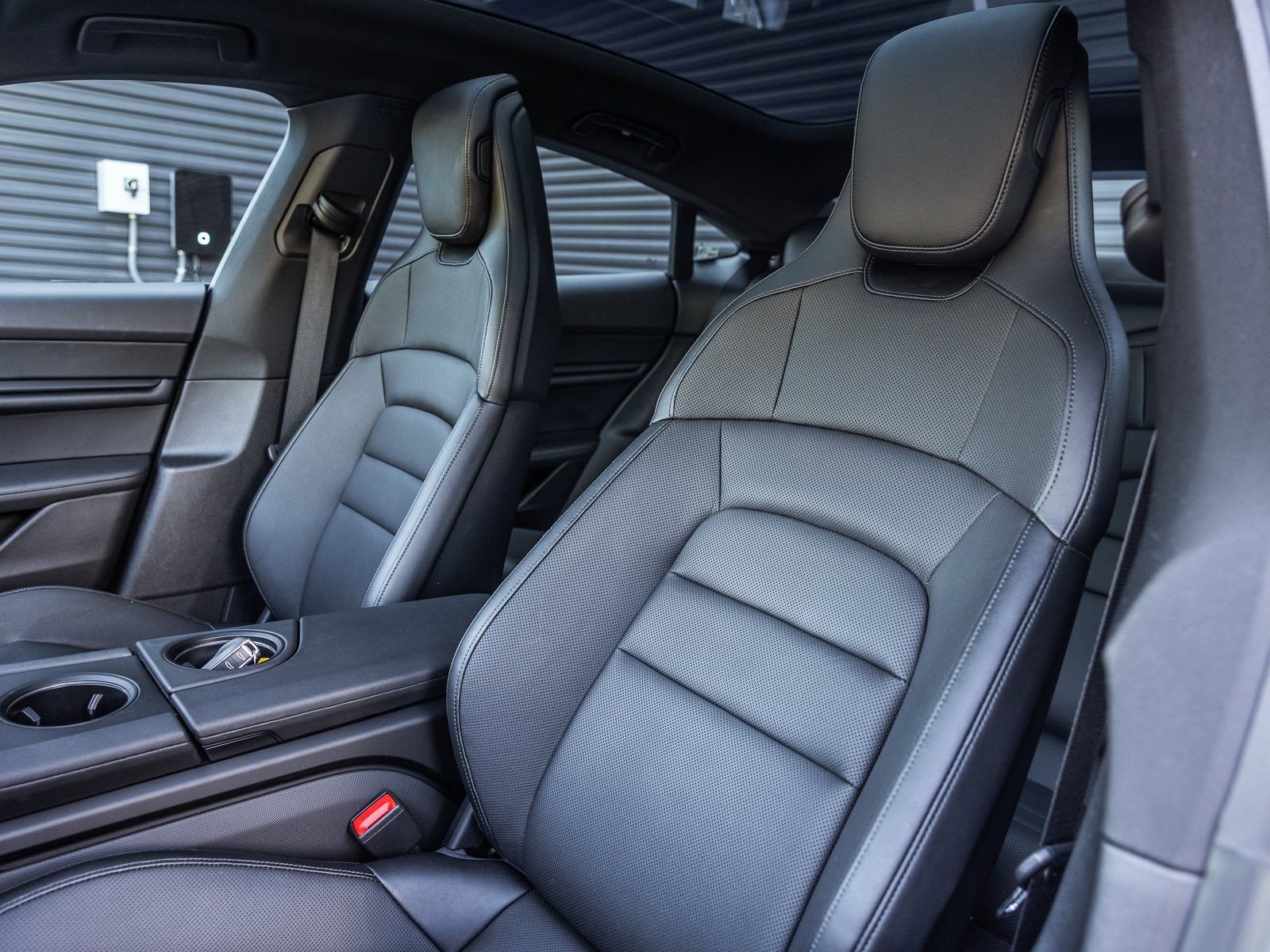 Certified 2023 Porsche Taycan image 5