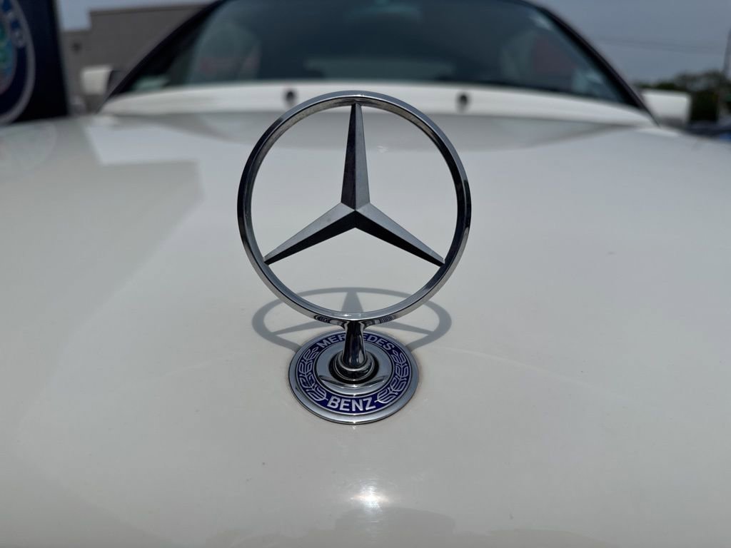 Used 1995 Mercedes-Benz E 320 Convertible image 55