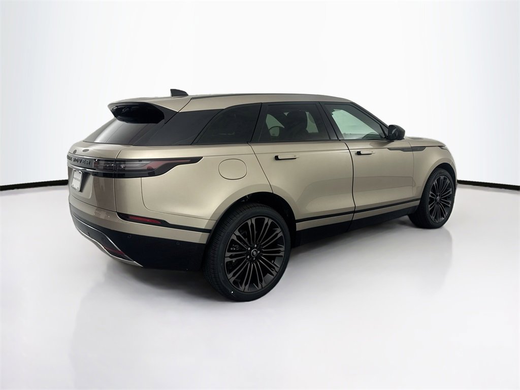 New 2026 Land Rover Range Rover Velar Dynamic SE image 5