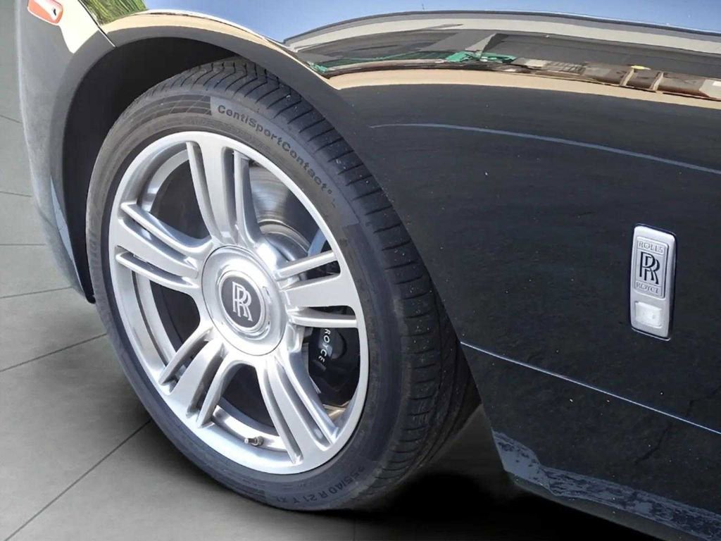 Certified 2017 Rolls-Royce Wraith image 26
