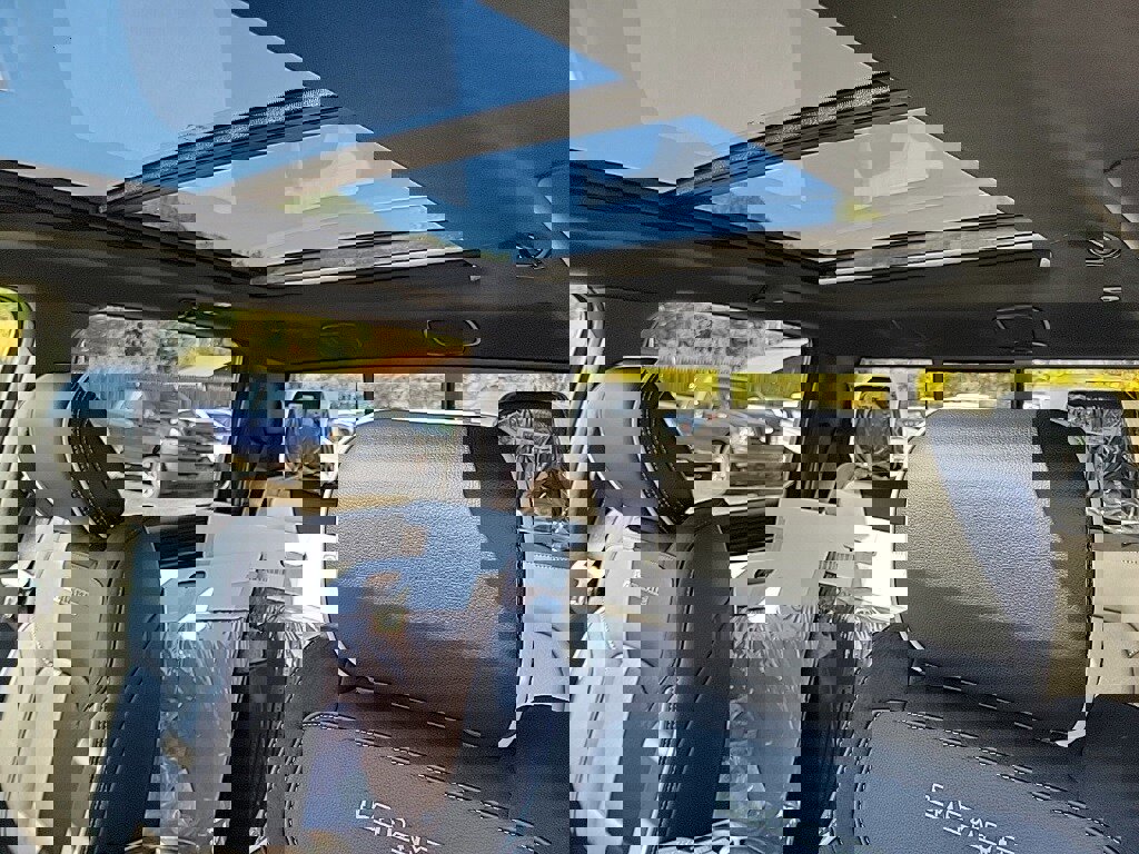 New 2026 RAM 1500 Laramie w/ Night Edition image 10