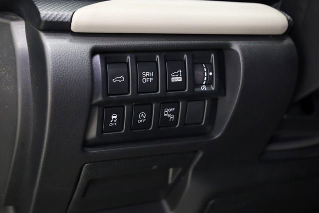 Used 2024 Subaru Forester Limited w/ Convenience Package image 13