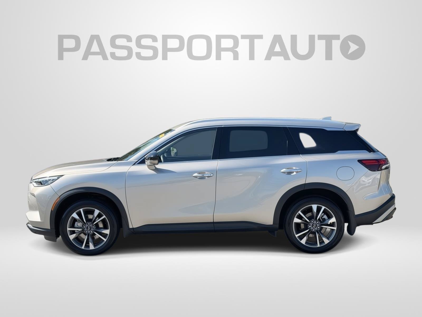Used 2025 INFINITI QX60 Luxe w/ Vision Package AWD/4WD image 8