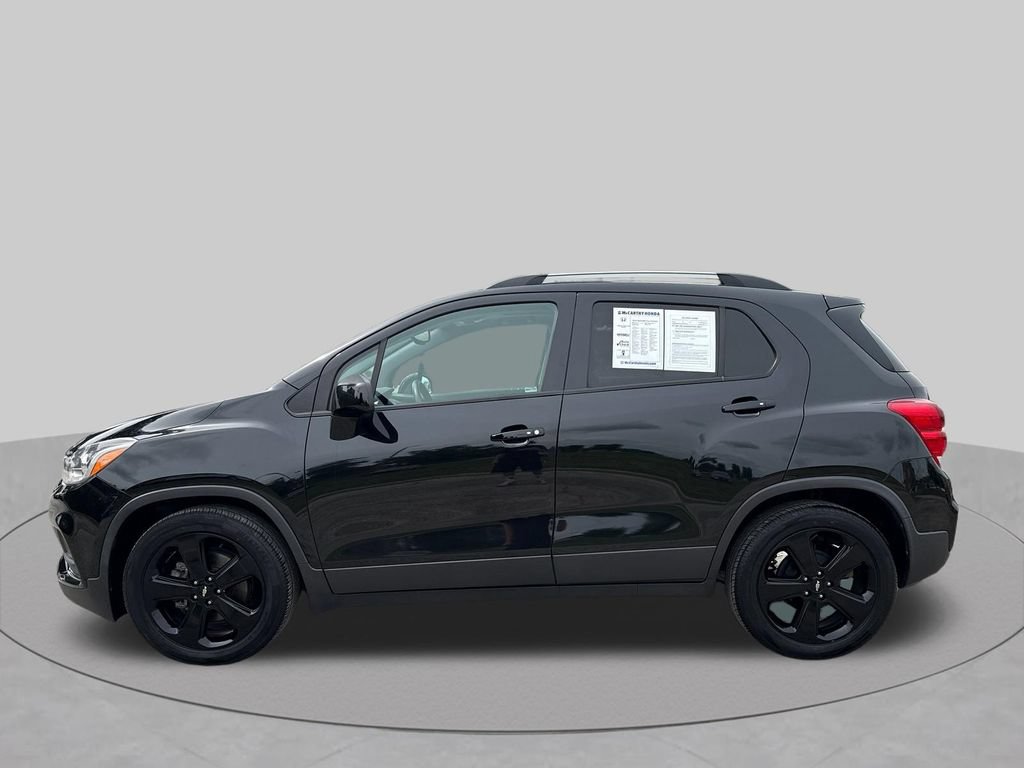 Used 2018 Chevrolet Trax Premier w/ Midnight Edition FWD image 2