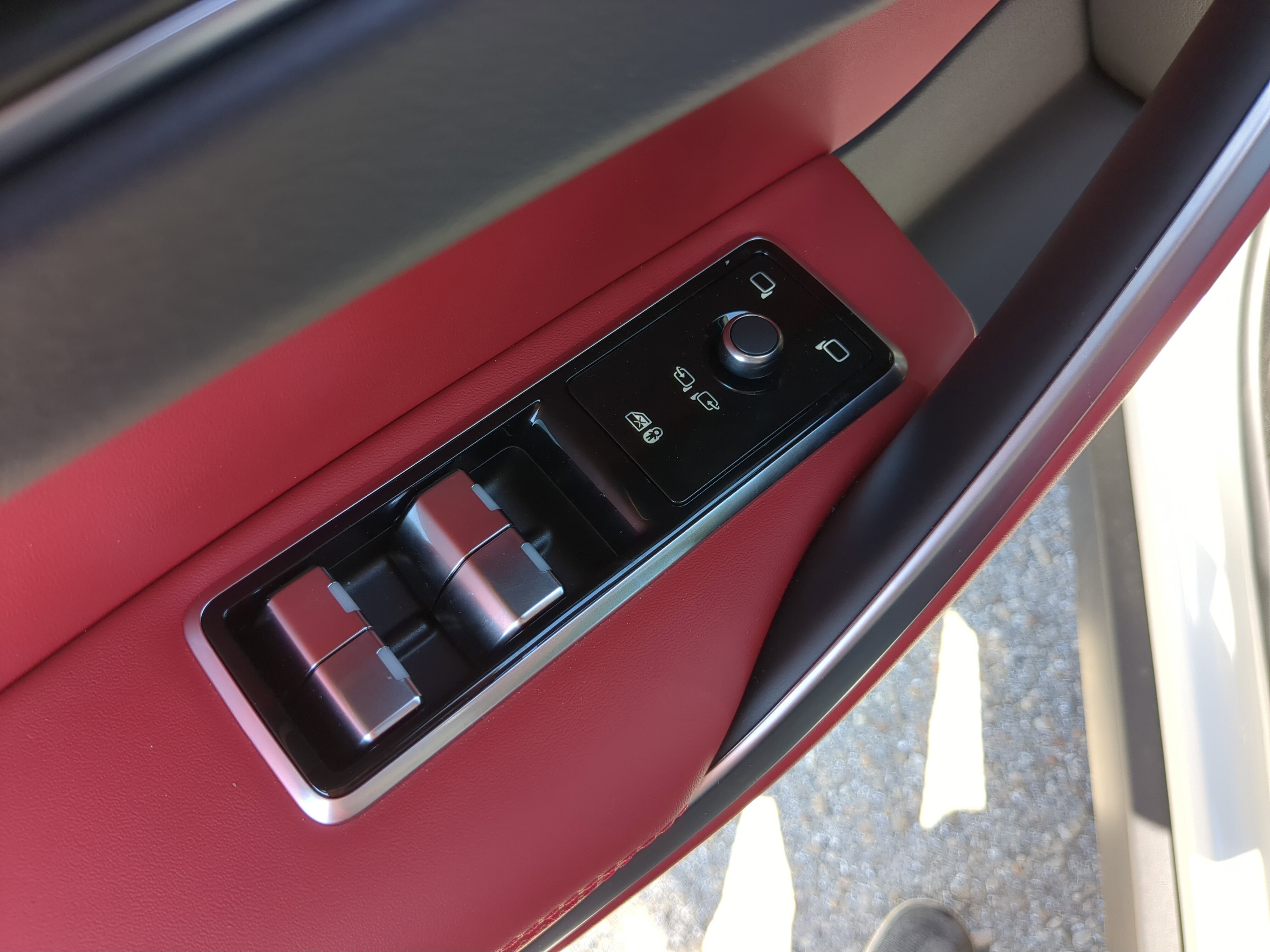 New 2026 Jaguar F-PACE R-Dynamic S image 15