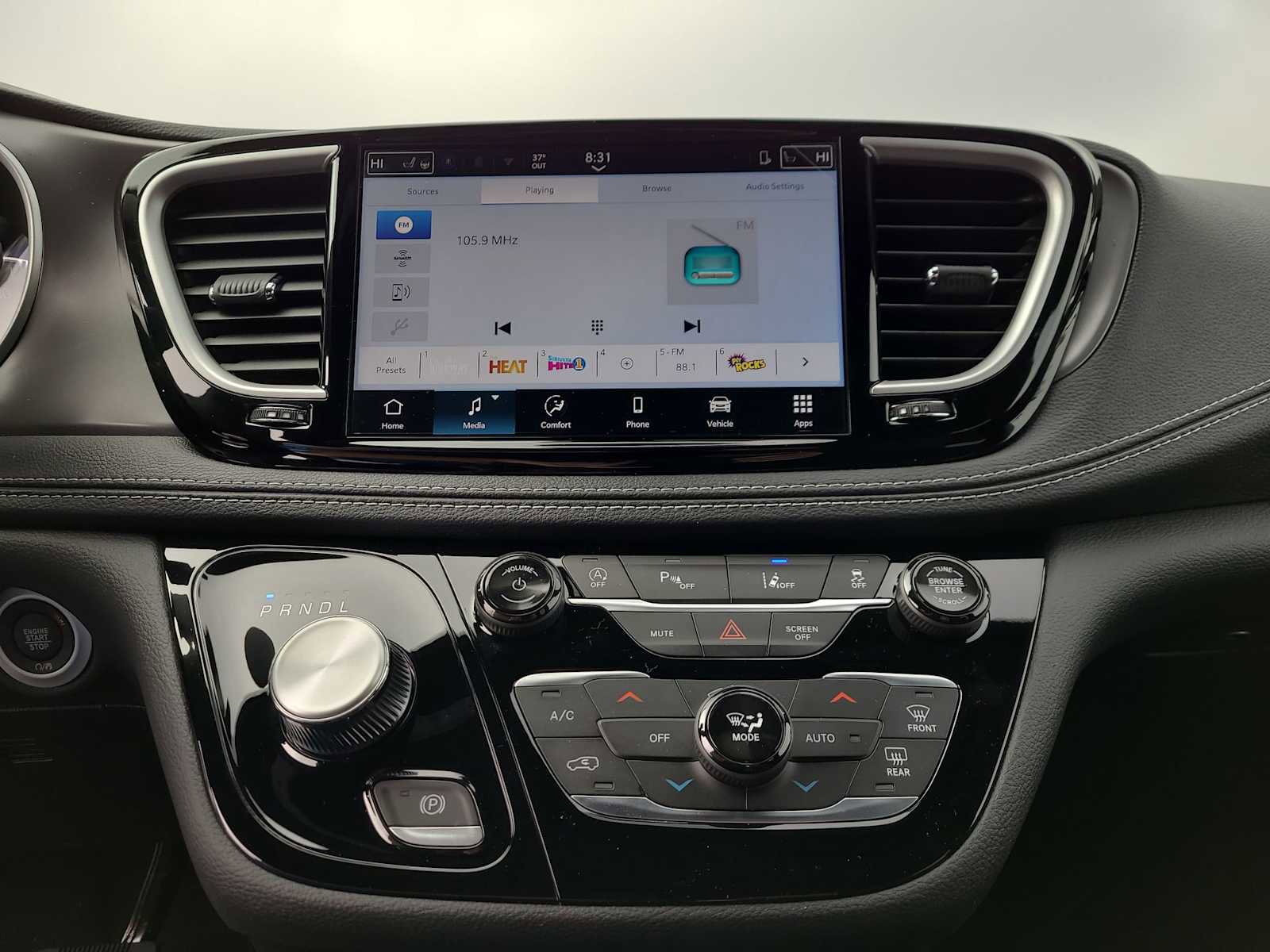 New 2026 Chrysler Pacifica Select w/ S Appearance Package image 24