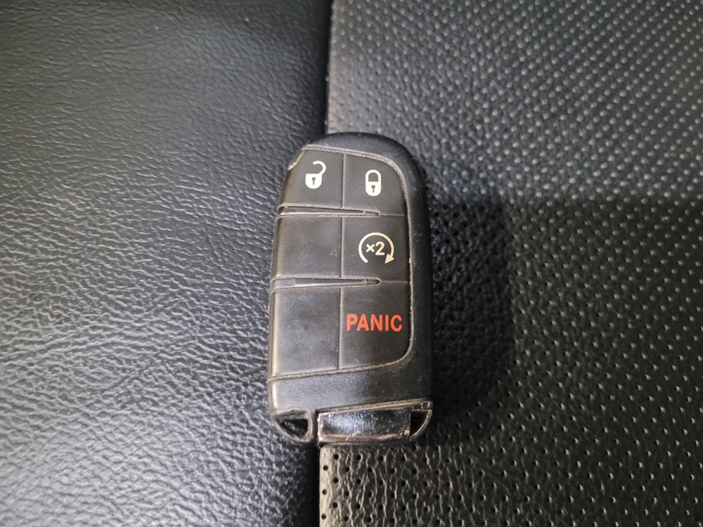 Used 2021 Jeep Compass Limited w/ Sun and Sound Group image 32