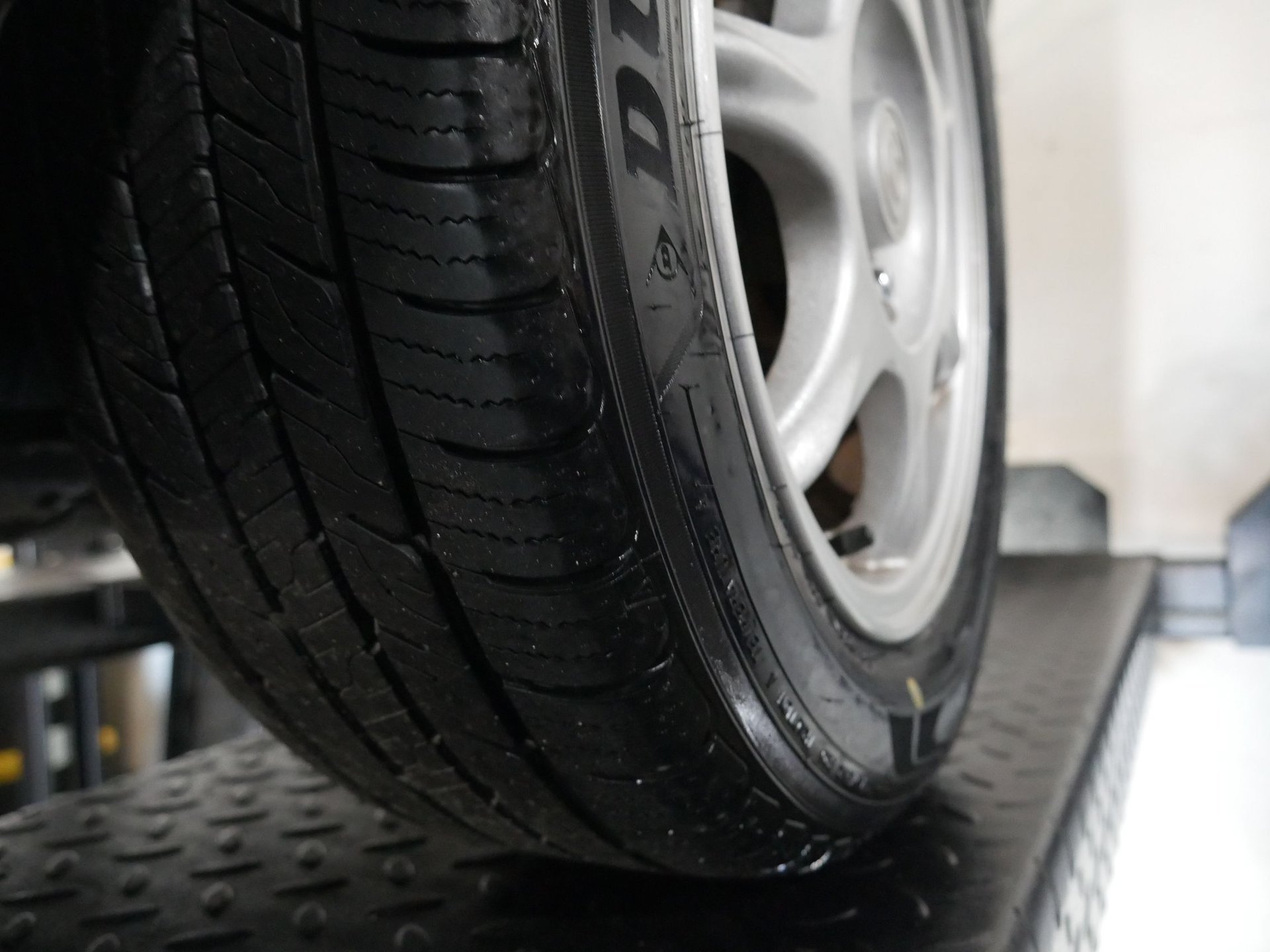 Used 1997 MAZDA MX-5 Miata RWD image 79