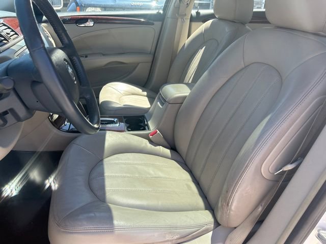 Used 2006 Buick Lucerne CXS w/ Driver Confidence Package FWD image 8