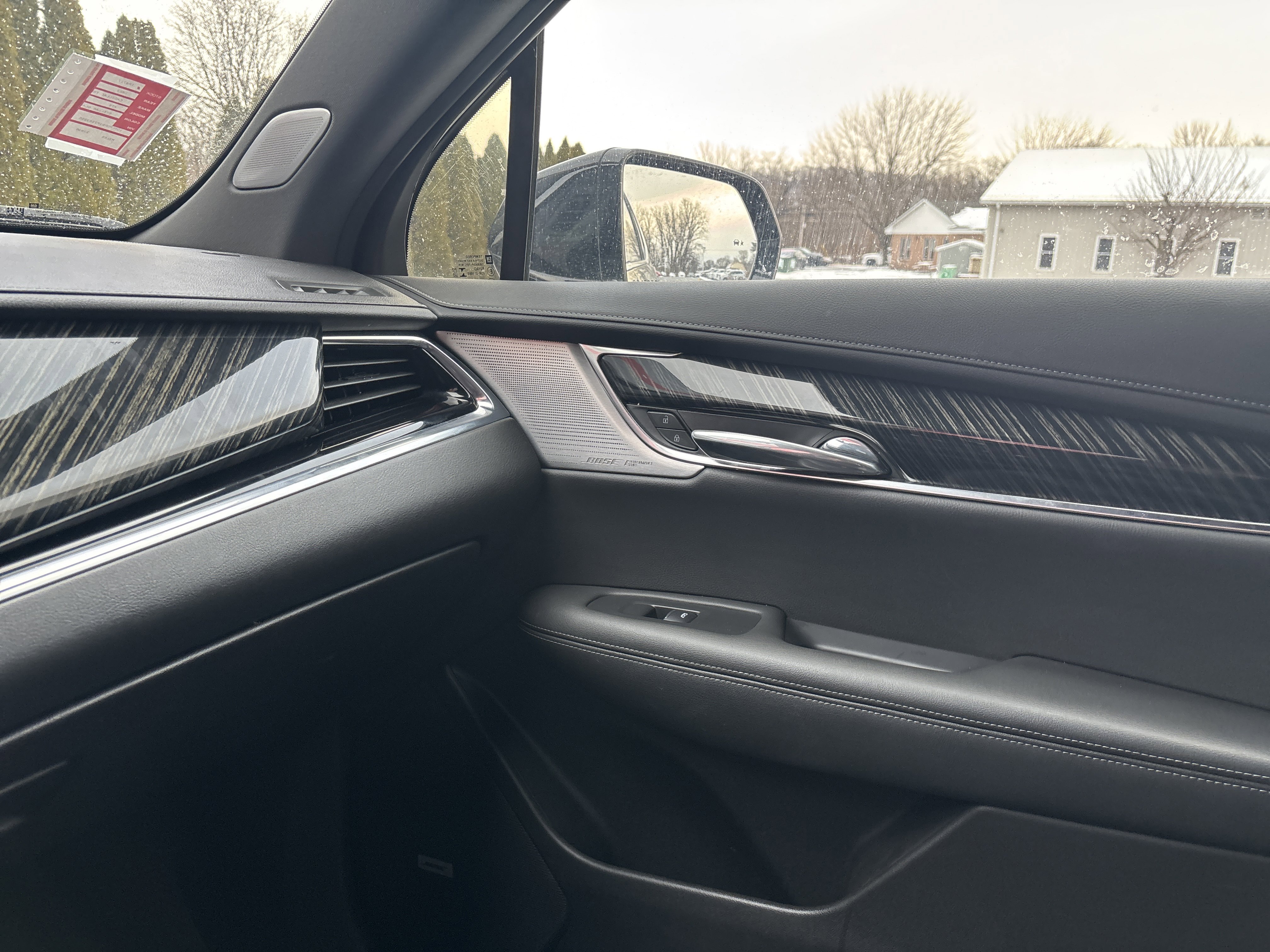 Used 2023 Cadillac XT6 Premium Luxury image 24