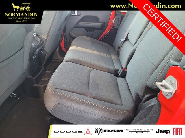 Certified 2024 Jeep Wrangler Unlimited Sahara AWD/4WD image 18