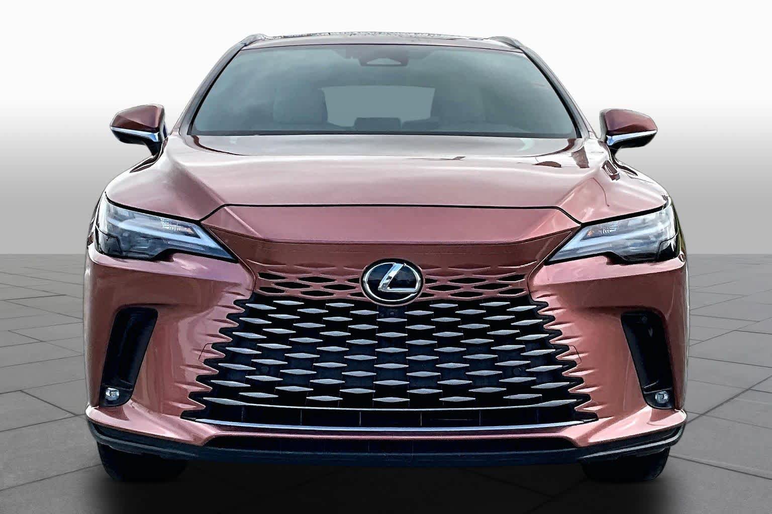 Used 2023 Lexus RX 350 Premium Plus w/ Accessory Package (Z1) FWD image 4