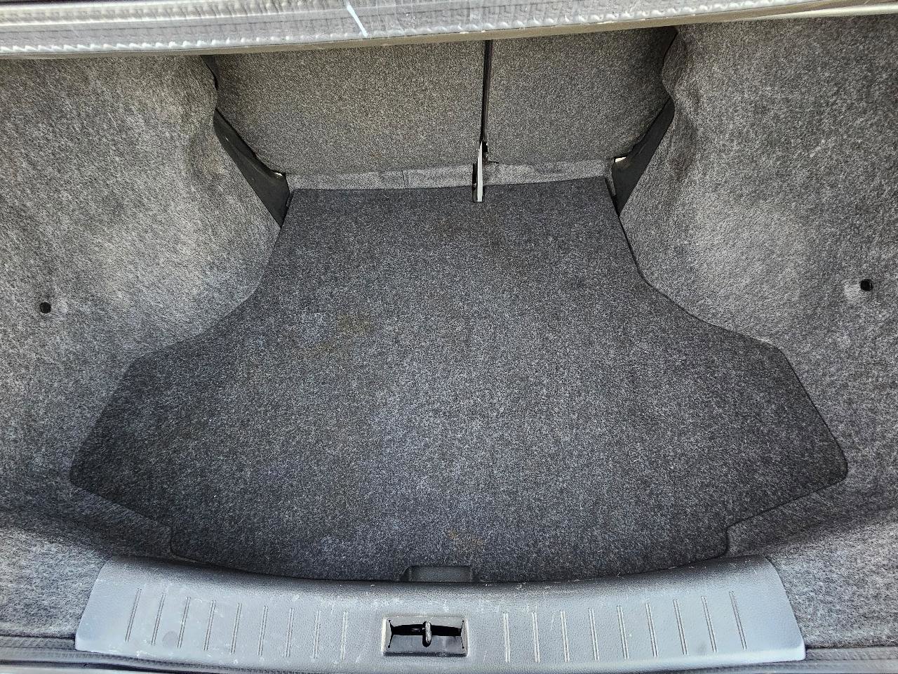 Used 2019 Nissan Sentra S w/ Appearance Package image 21