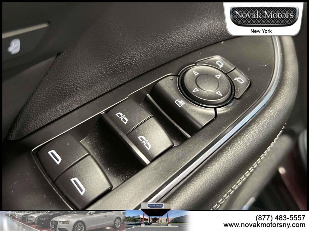 Used 2022 Buick Envision Avenir w/ Technology Package II image 18