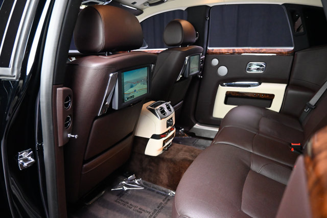 Used 2012 Rolls-Royce Ghost RWD image 11