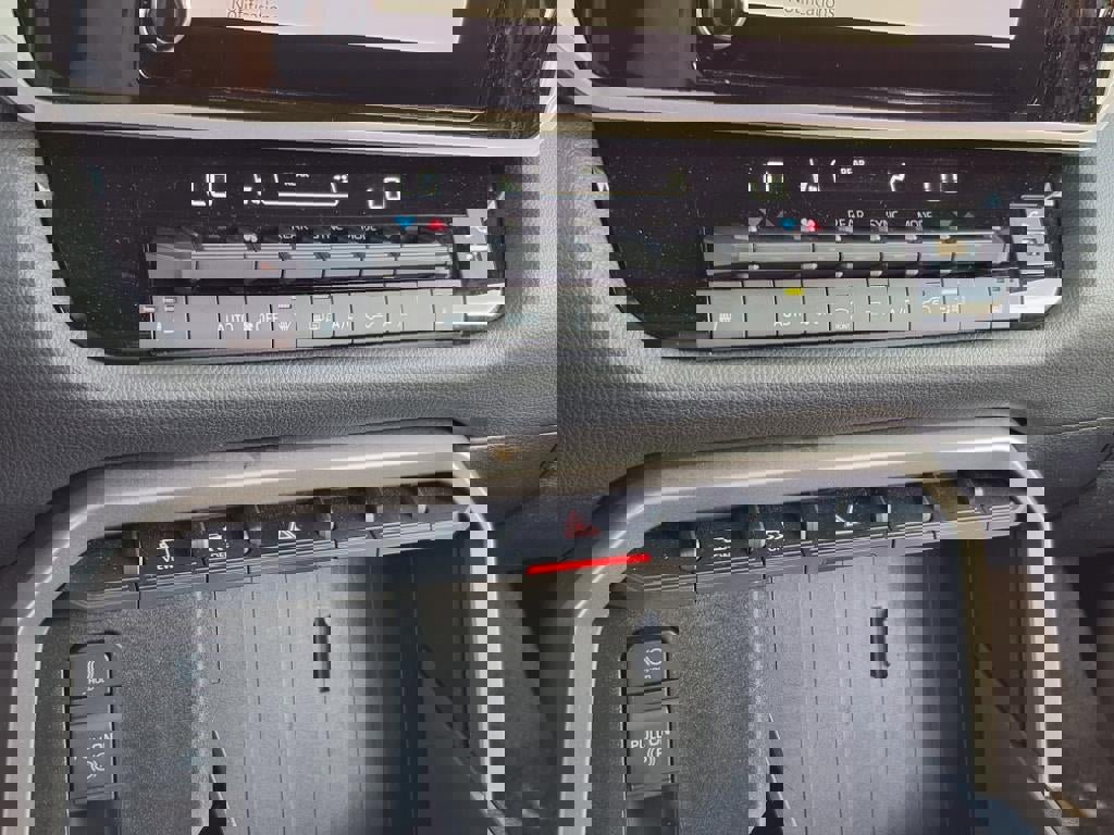 Used 2025 Toyota Sequoia SR5 image 20