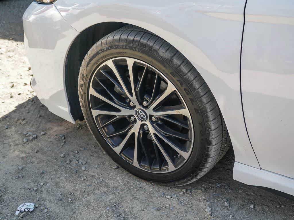 Used 2019 Toyota Camry SE FWD image 20