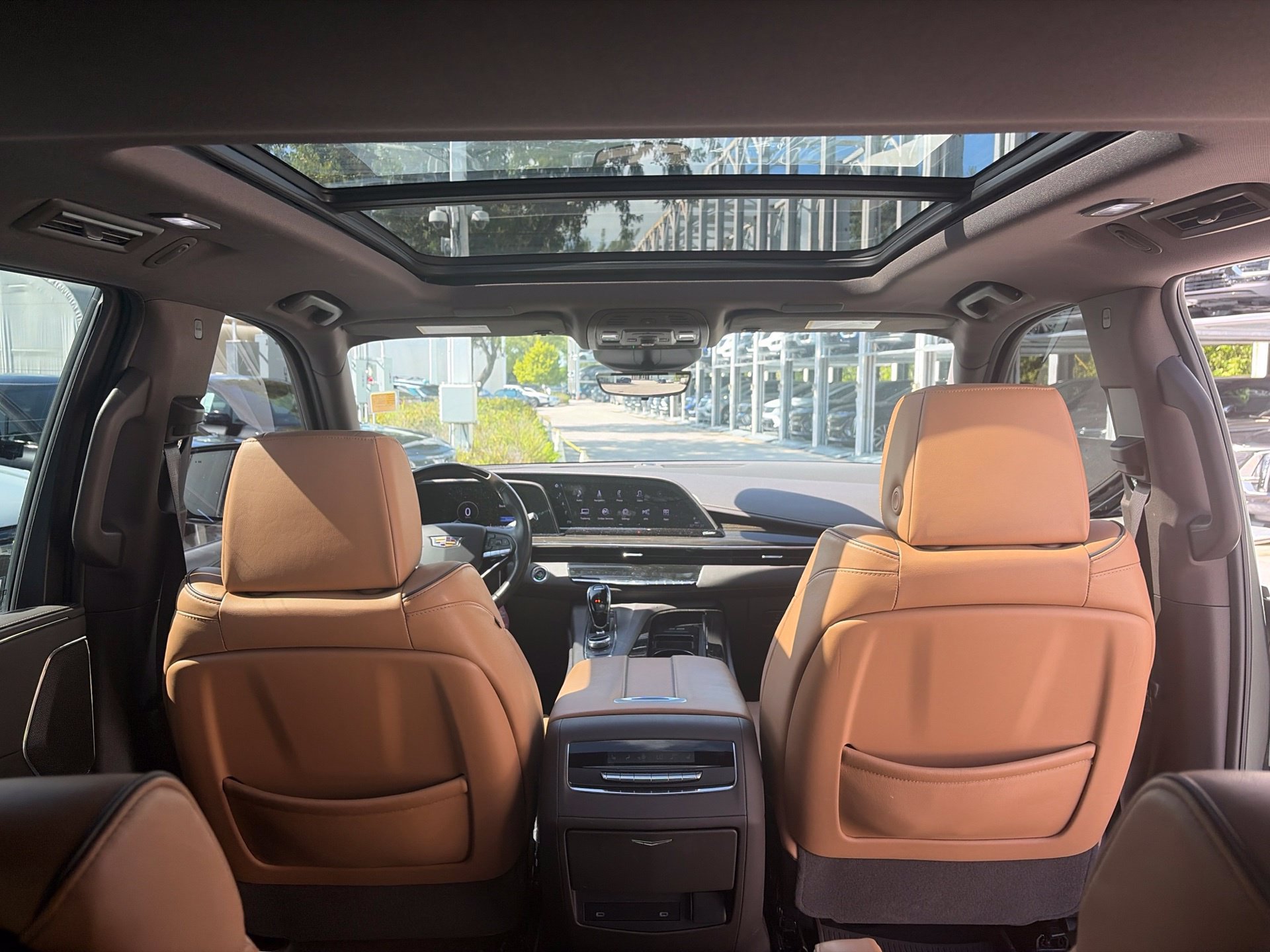 Used 2023 Cadillac Escalade Sport w/ LPO, ONYX Package AWD/4WD image 12