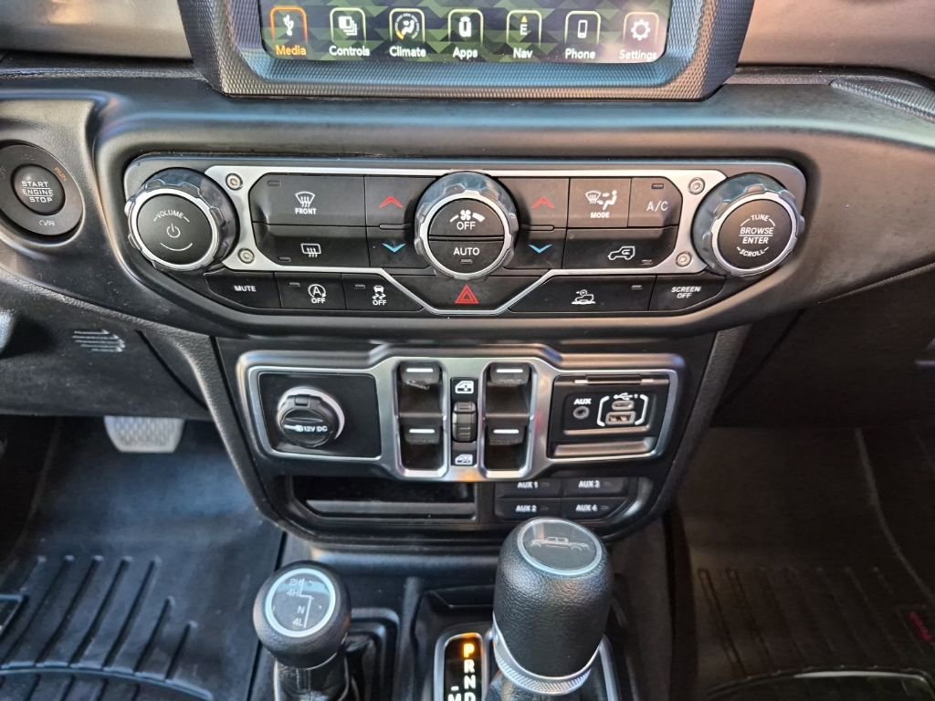 Used 2021 Jeep Gladiator Willys image 38